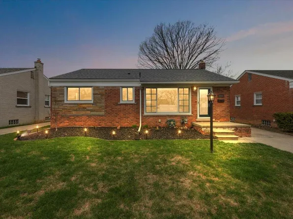 6737 Burnly St, Garden City, MI 48135