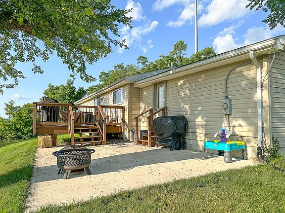 5th image of 4005 Pinecrest Dr