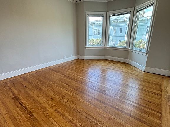 3rd image of 2820 Gough St APT 3