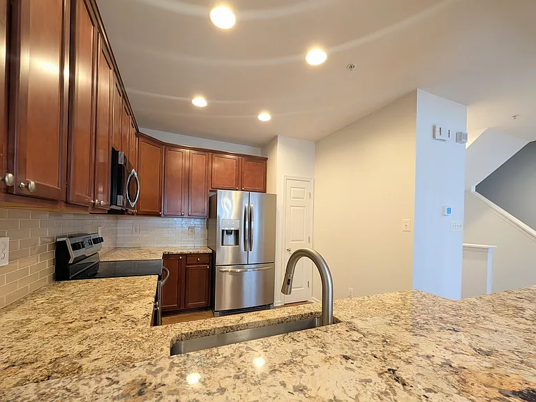 7123 Silverleaf Oak Rd — Photo 7