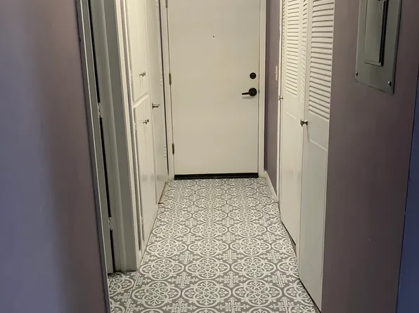 1901 Emerson Ave S APT 102, Minneapolis, MN 55403