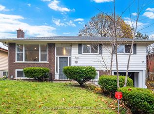 406 Tamarack Dr, Waterloo, ON N2L 4G6