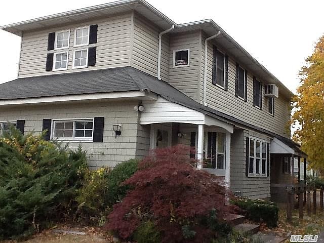 2nd image of 245 Broadway Ave