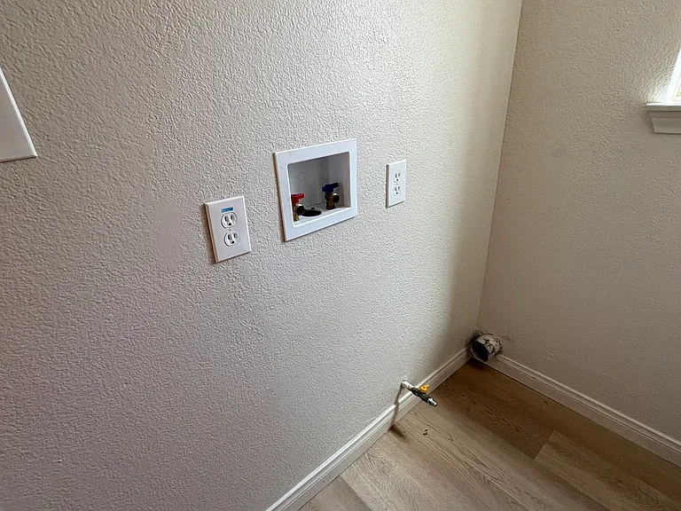 13984 Tom Ct — Photo 15