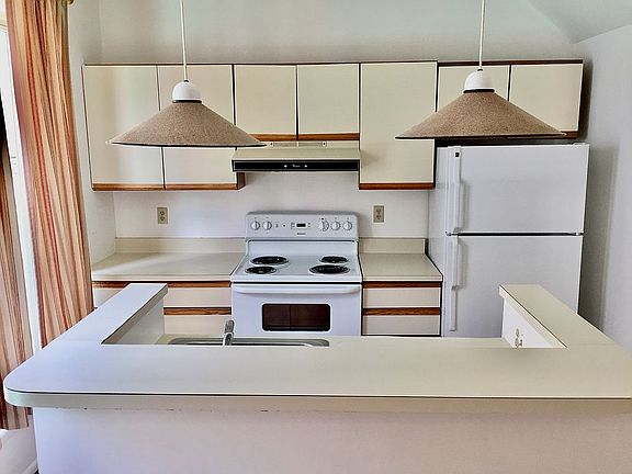 Cozy kitchen area