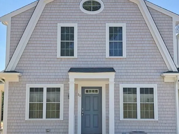 138 Elm St #11, Kingston, MA 02364