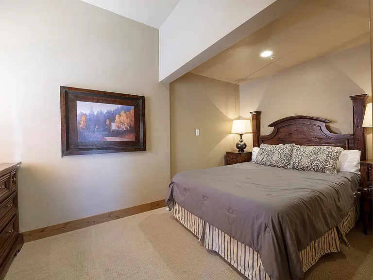 2260 Park Ave #10 — Photo 8