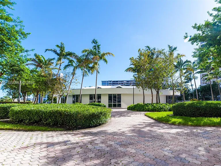 500 Three Islands Blvd #1110 — Photo 49