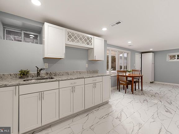 5th image of 6439 Bock Rd