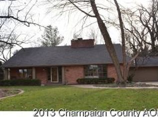 801 Hessel Blvd, Champaign, IL