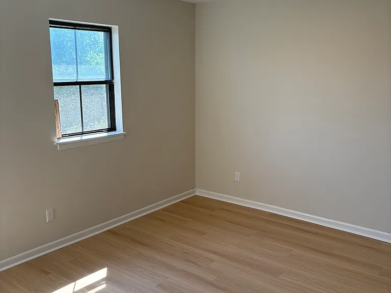 738 Merion Grn — Photo 19