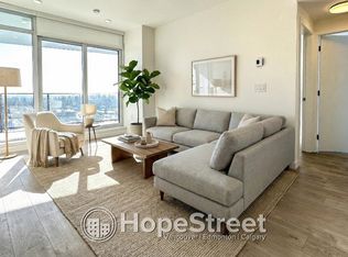 10333 133rd St #1504, Surrey, BC