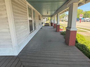 209 N Pollock Street, Selma, NC 27576