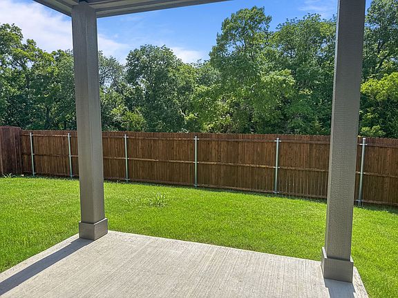 5th image of 1908 Iris Rd