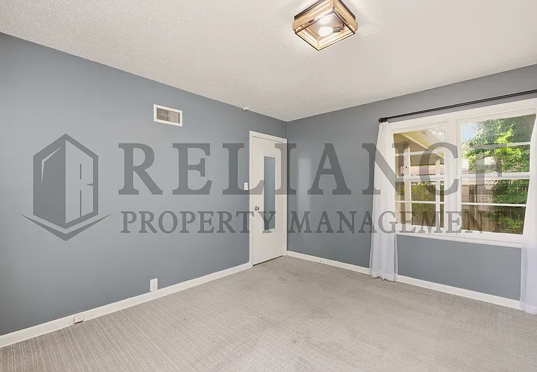 1458 N Old Manor Rd — Photo 23