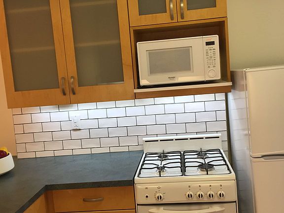 2nd image of 1136 31st Ave APT 3L