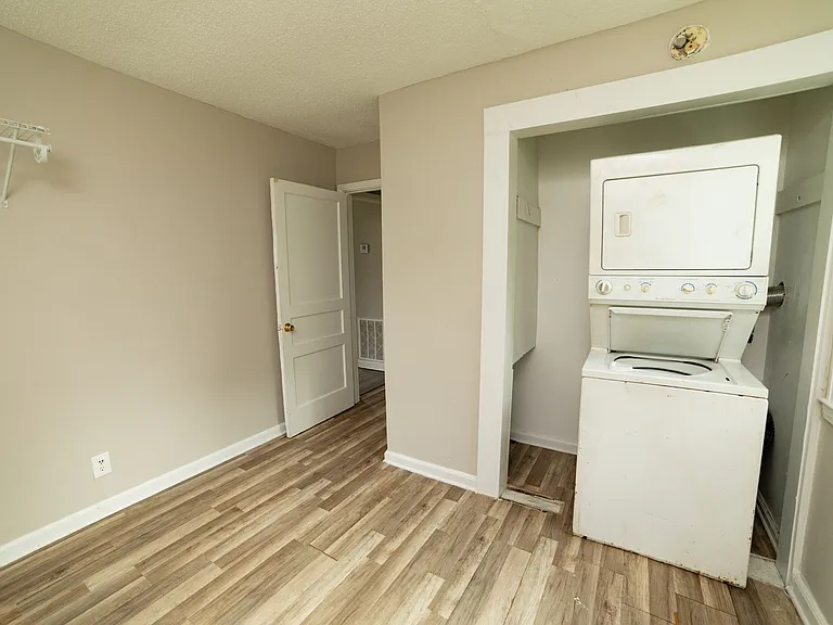 516 Waycross Dr — Photo 11