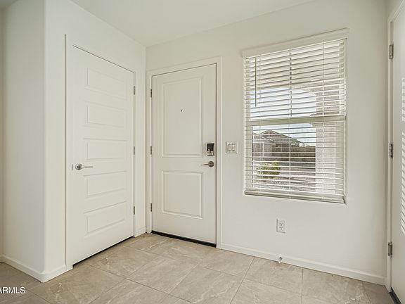 5th image of 25083 N 174TH Lane