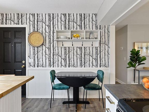 4th image of 5029 Sheridan Ave S #1