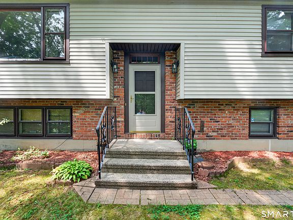 2nd image of 102 Colony Road