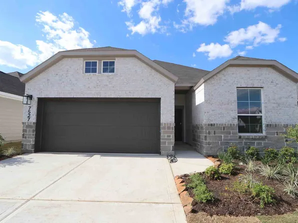 7527 Rainflower Field Dr, Cypress, TX 77433