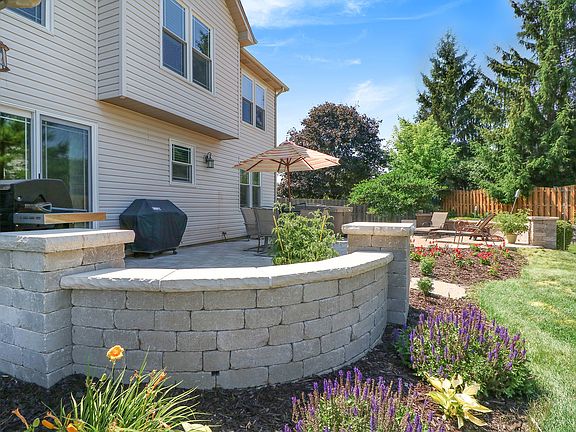 5th image of 9 Rolling Hills Ct