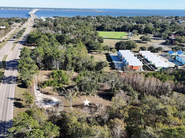 260 Irene Ln, Bay Saint Louis, MS 39520
