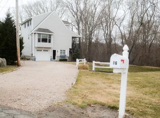 16 Brown Dr, Westerly, RI 02891