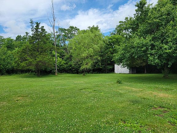 2nd image of 10827 Highridge Rd