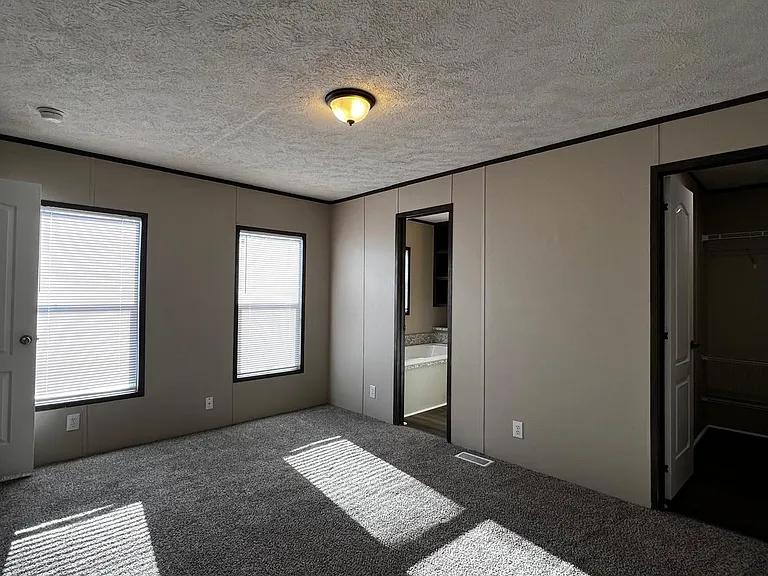 Andover Estates — Photo 12