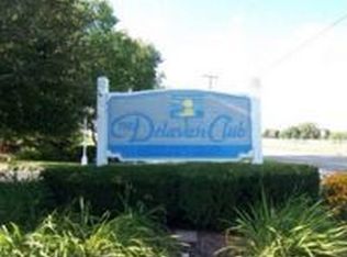 1522 N Delavan Club Rd, Delavan, WI 53115