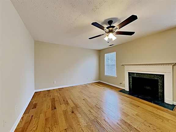4th image of 3328 Hillside Links Dr