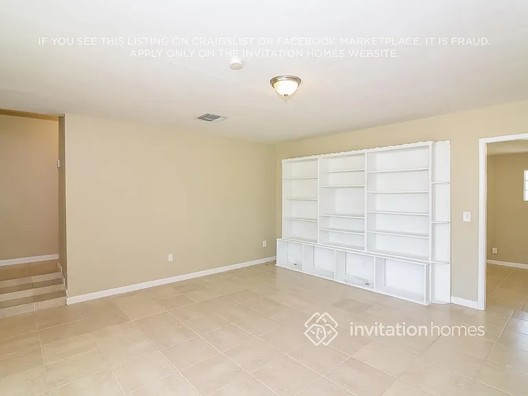 3205 Chapel Hill Blvd — Photo 8