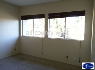 6707 Caro St, Paramount, CA 90723