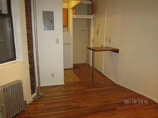 Rented by JR Properties, LTD | media 4