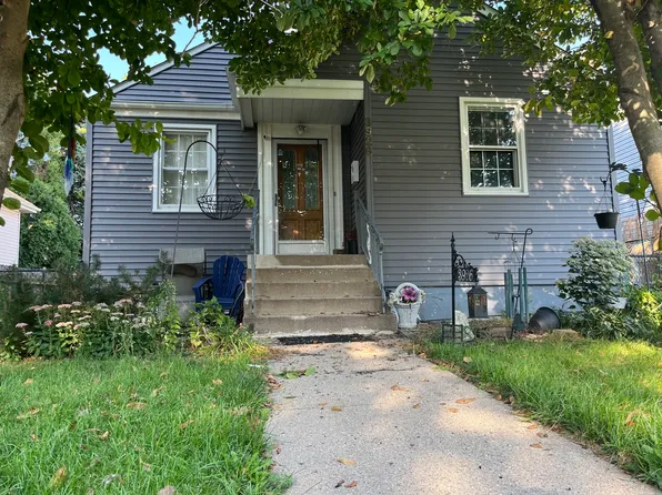 3926 Scoville Ave, Berwyn, IL 60402