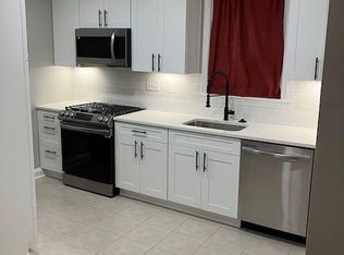 817 E St SE APT 1, Washington, DC 20003