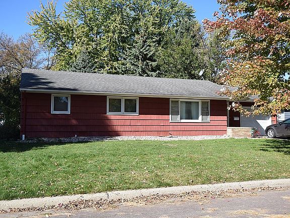 4th image of 311 Floral Ave