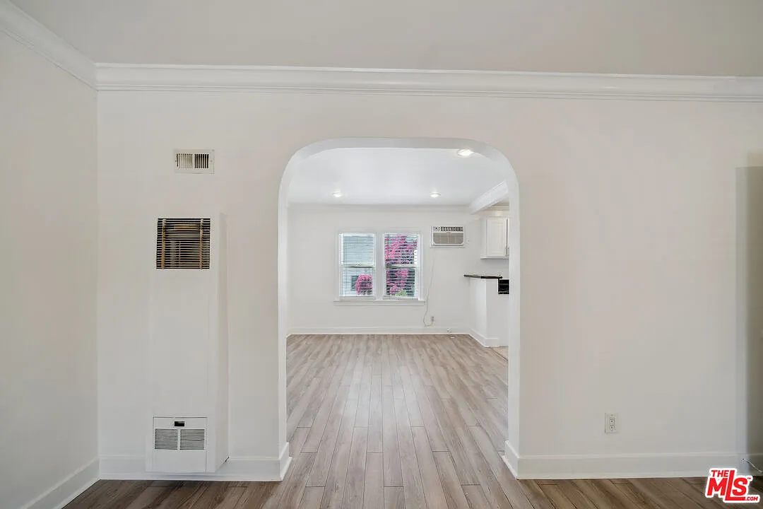 1 bed, 1.0 bath, 784 sqft, $2,350 — Photo 4