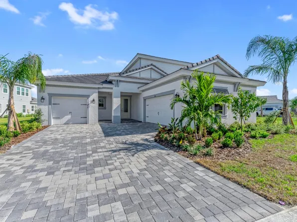 17530 Glistening Ct, Venice, FL 34293