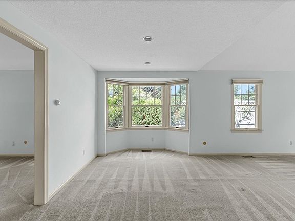 5th image of 56 Floret Cir Unit 56