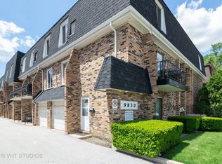 9830 Sayre Ave APT 1, Chicago Ridge, IL 60415