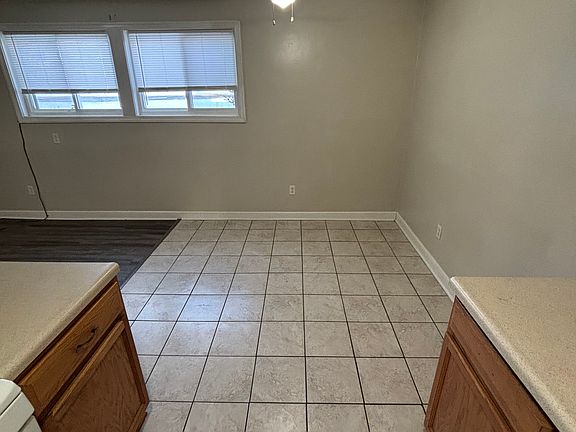 4th image of 6669 Amsel Ave NE APT 1