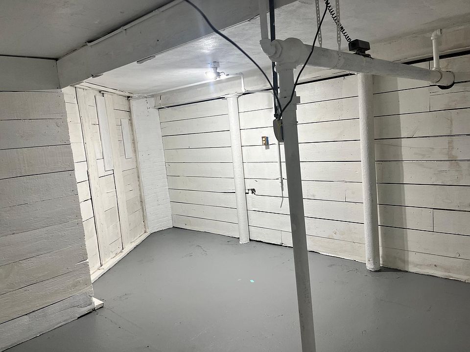 1st image of 30 Gates Ave #B8