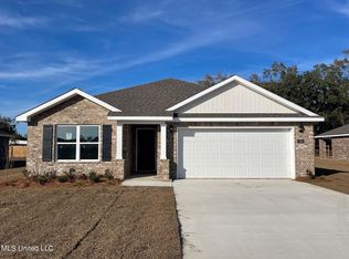 1054 Enclave Cir, Long Beach, MS 39560