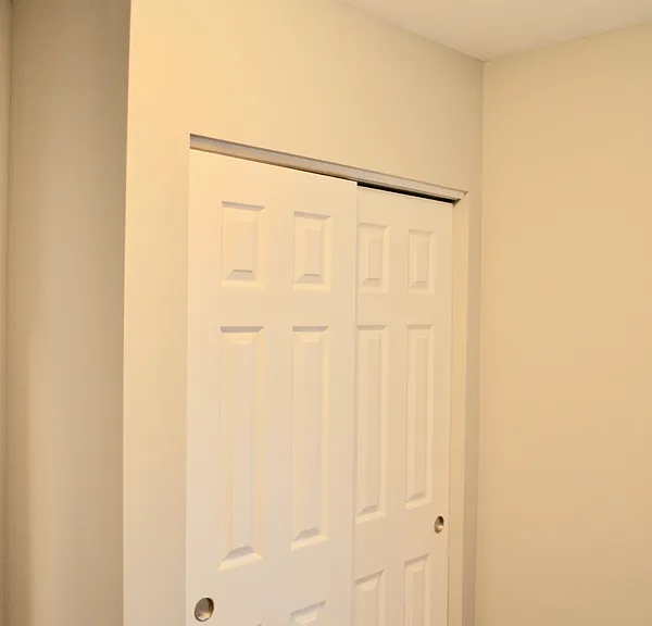 1444 N Edgewood St — Photo 12