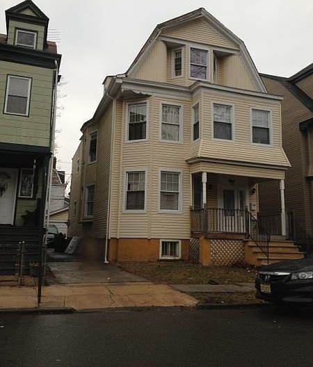 2nd image of 181 N 16th St