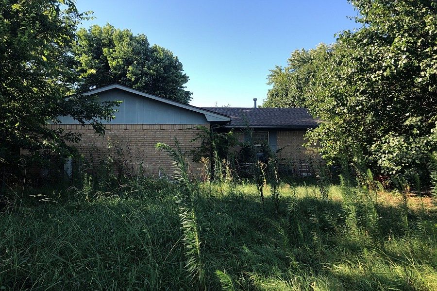 1st image of 504 Eastgate Ave