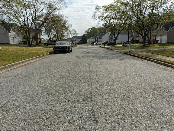 4th image of 1510 Beech Grove Dr