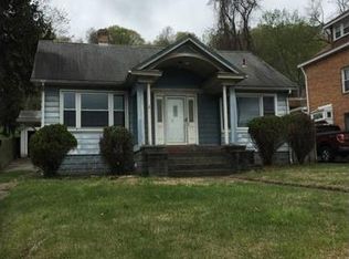 2416 State Ave, Coraopolis, PA 15108